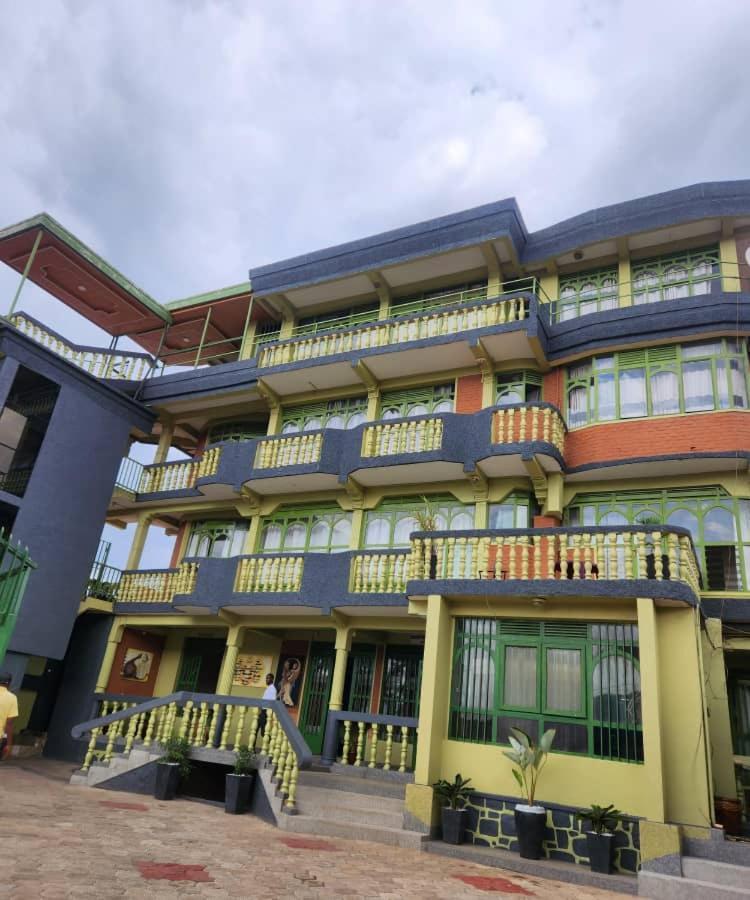 Heartland Hotel Kigali Bagian luar foto
