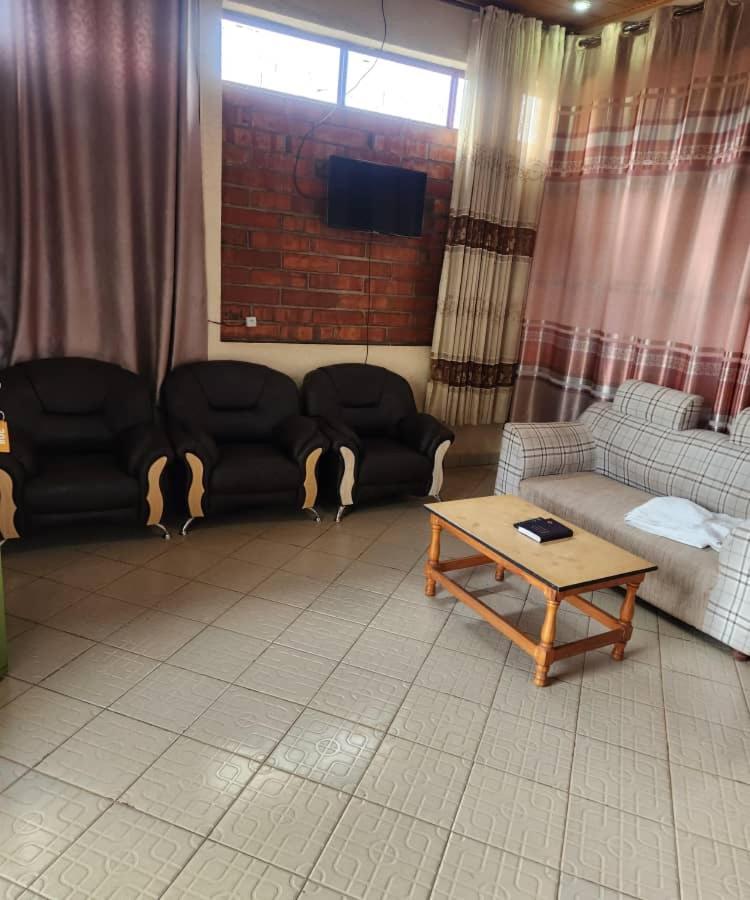 Heartland Hotel Kigali Bagian luar foto