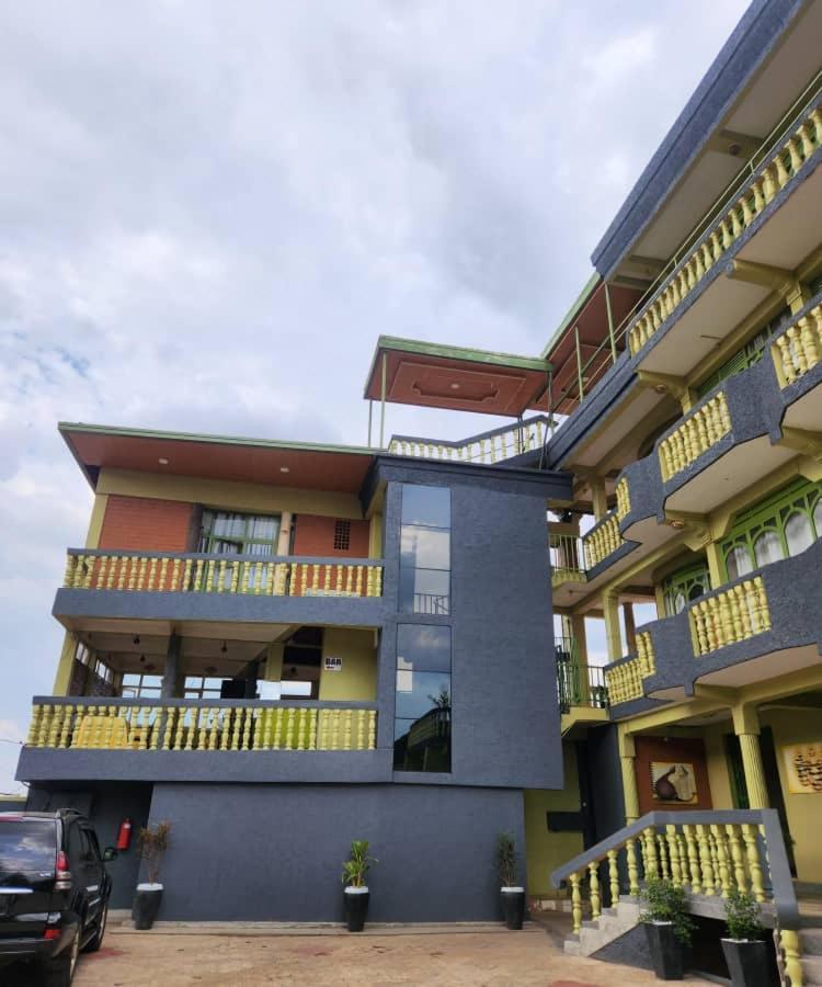 Heartland Hotel Kigali Bagian luar foto